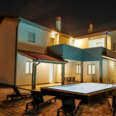Mit Grill, Pool Und Terrasse Lägenhet Štinjan
