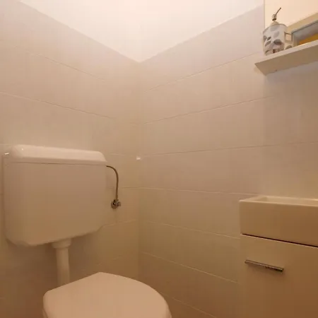 Apartment Mit Grill, Pool Und Terrasse *